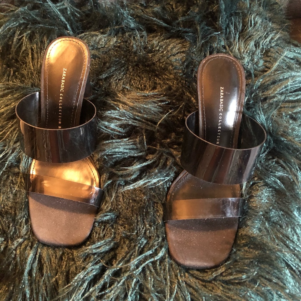 Zara Vinyl Block Heel Sandal